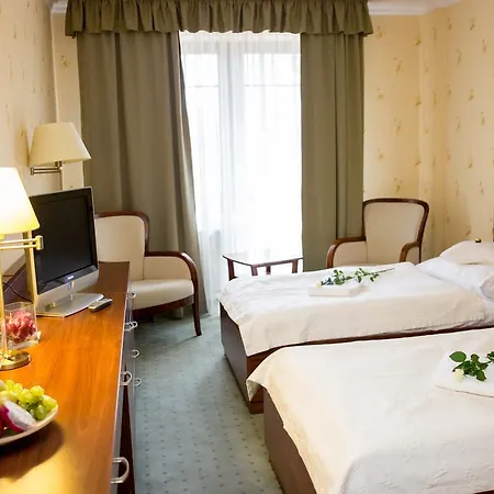 Hotel Grand