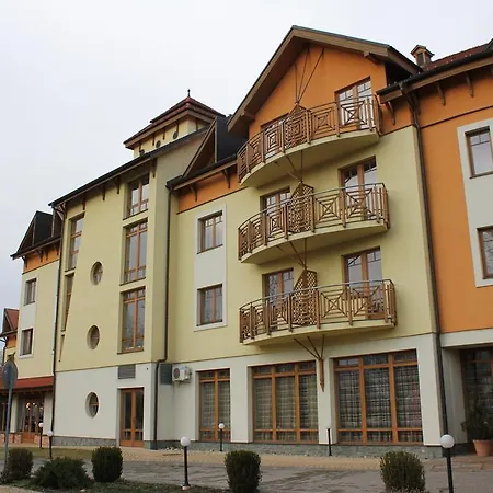 Hotel Grand 4*
