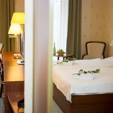 Grand 4* Bratislava